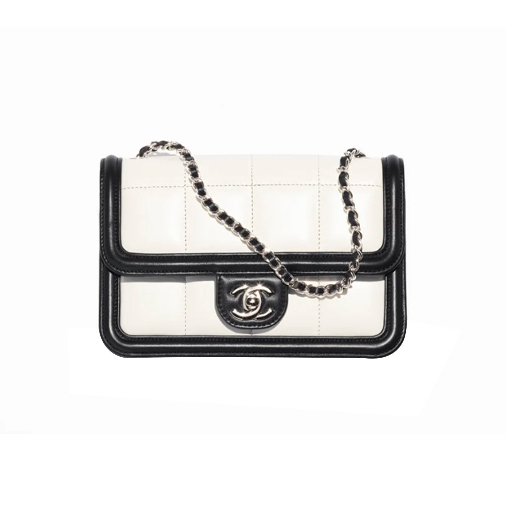 Mini Flap Bag, Cruise 2024/25